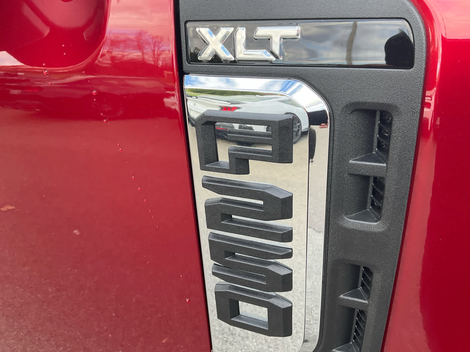 New 2026 Ford F250 XLT w/ 360-Degree Camera Package image 11