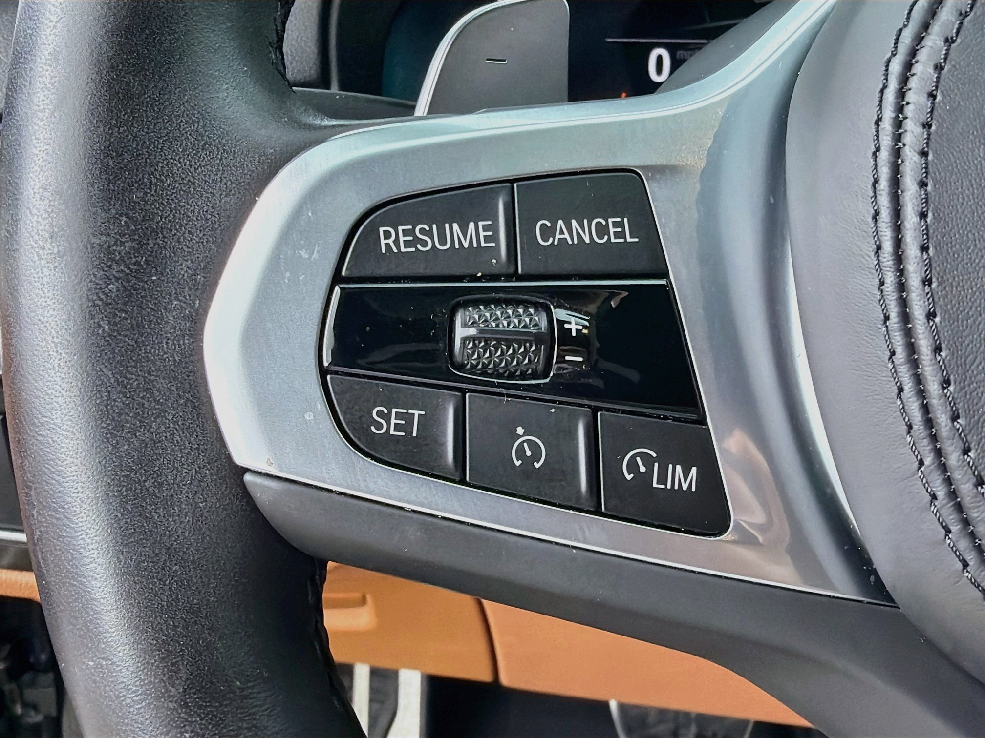 Used 2023 BMW 540i w/ M Sport Package RWD image 37