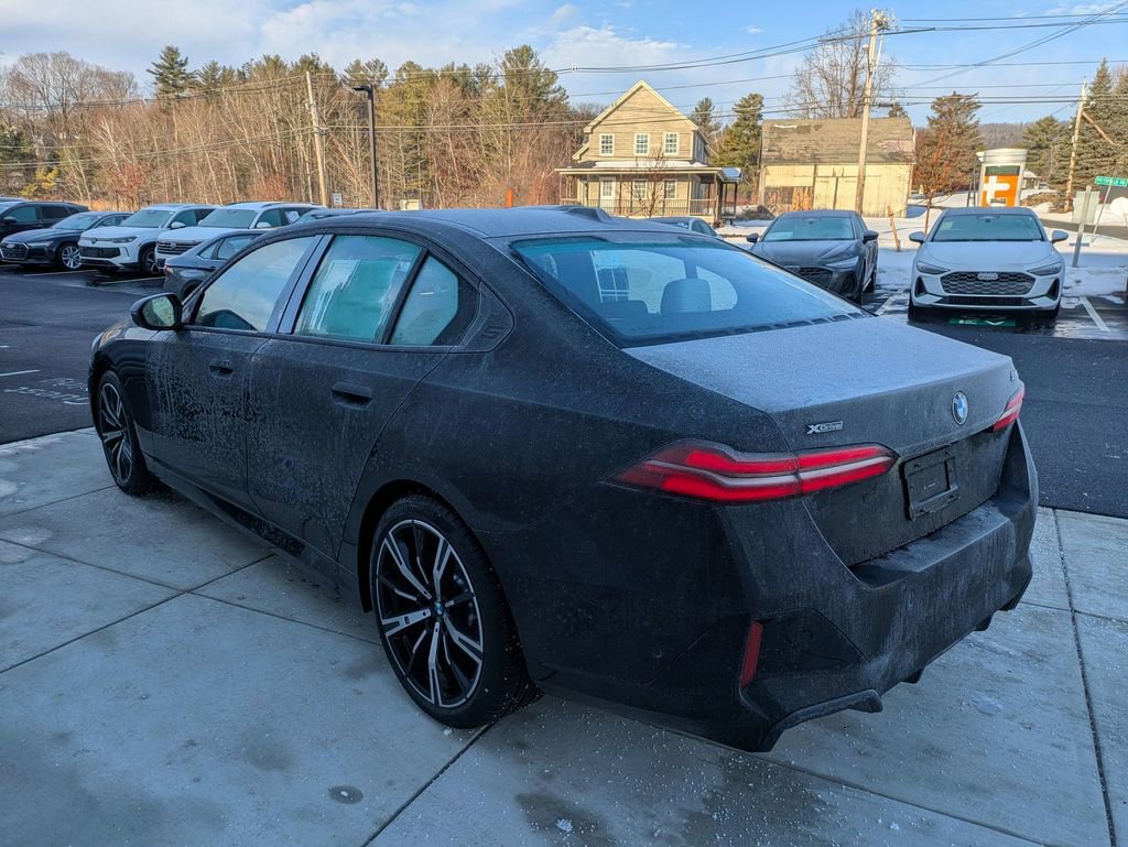 New 2026 BMW 530i xDrive w/ M Sport Package image 5