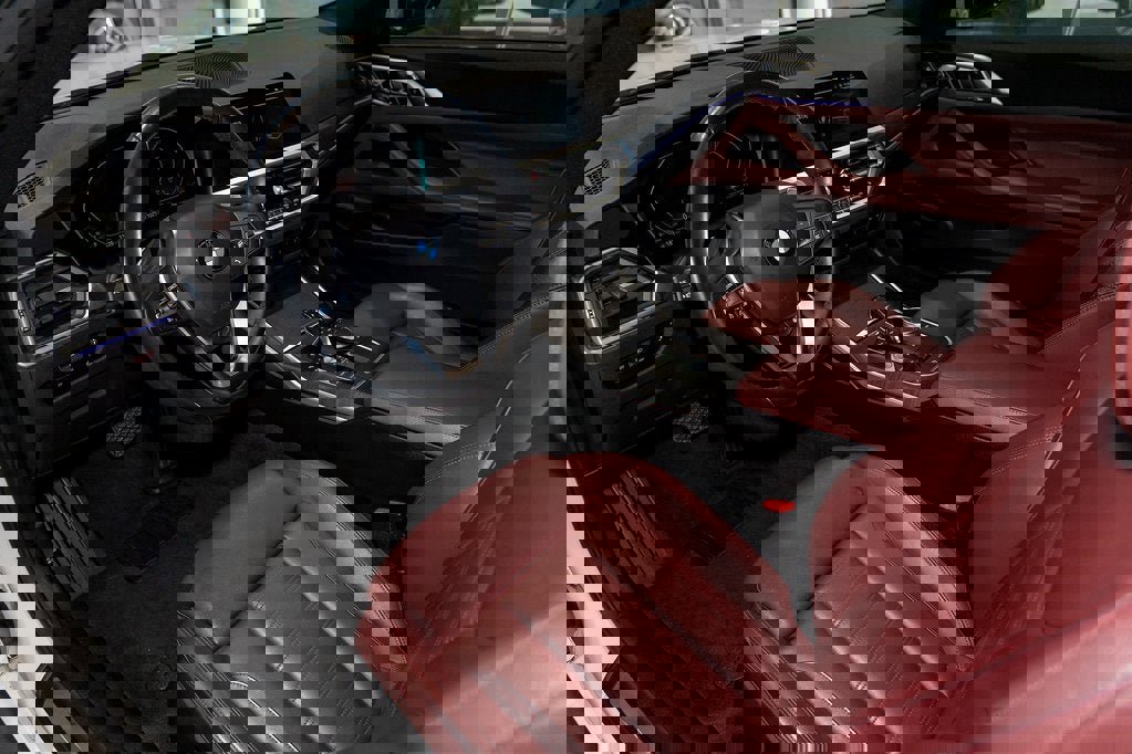 Used 2021 BMW 430i xDrive Coupe w/ Premium Package image 15