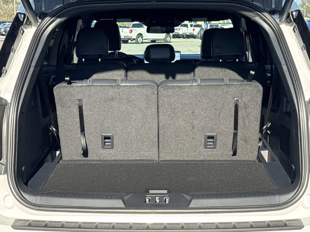 New 2026 Ford Explorer ST-Line w/ Premium Package RWD image 13