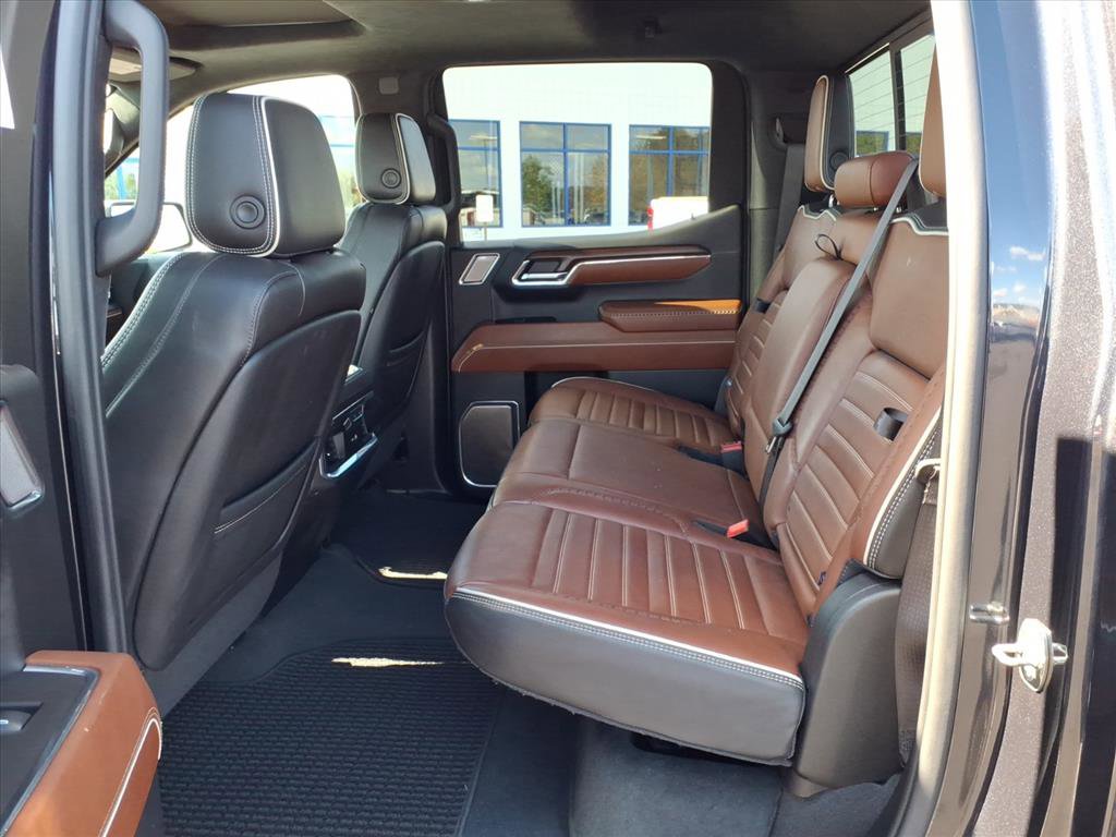 Used 2024 GMC Sierra 1500 Denali Ultimate image 11