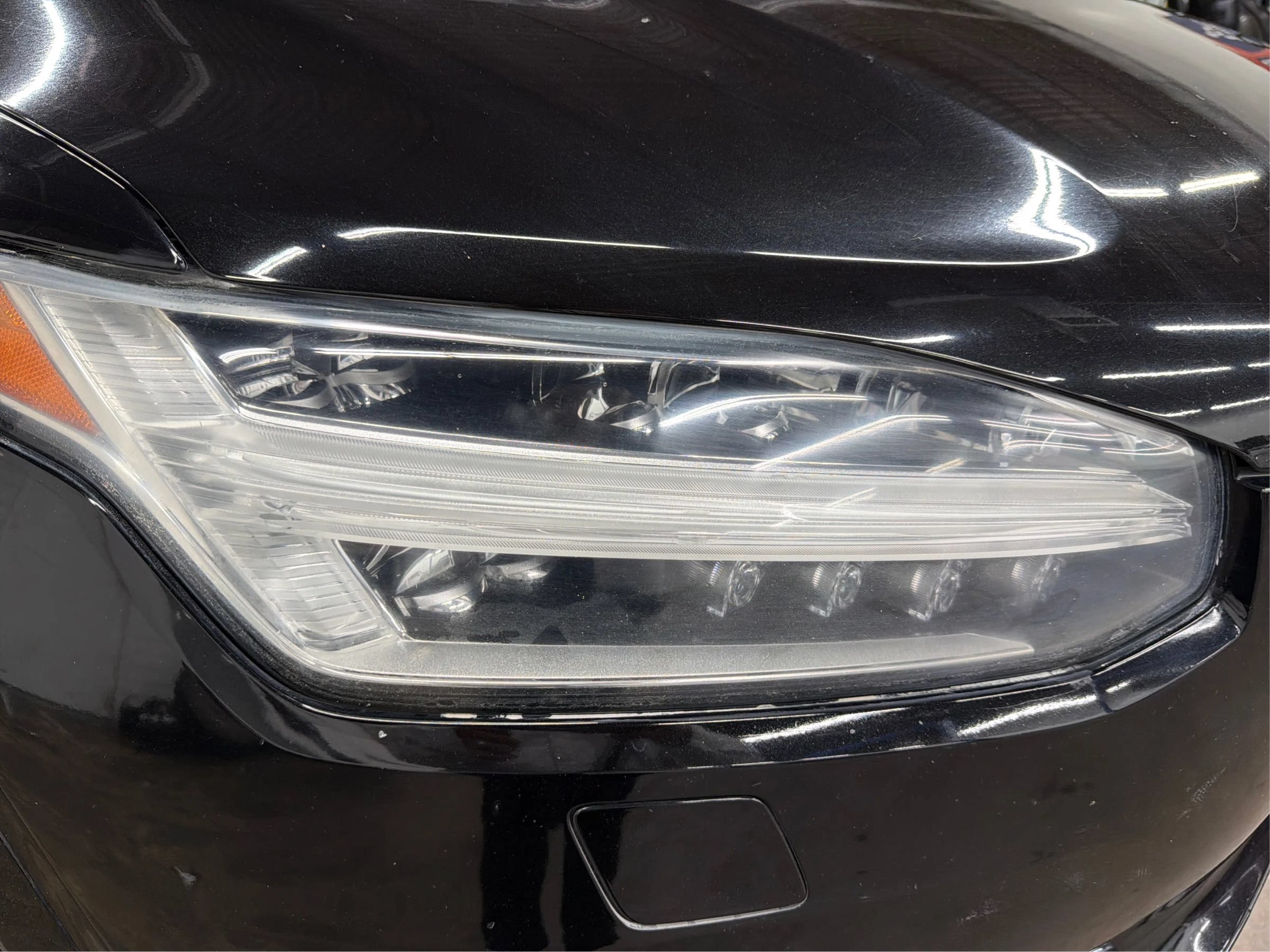 Used 2017 Volvo XC90 T6 Momentum w/ Vision Package AWD/4WD image 42