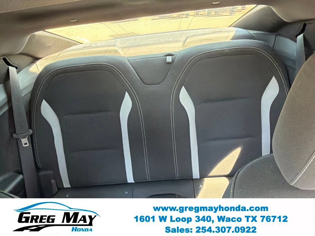 Used 2020 Chevrolet Camaro LT RWD image 15