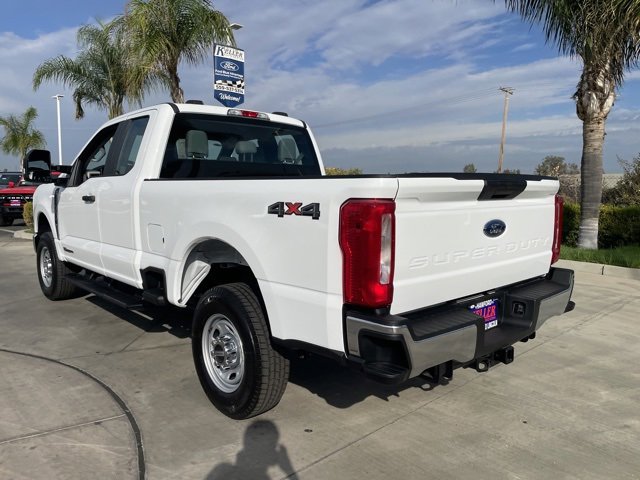 New 2026 Ford F250 XL w/ XL Chrome Package image 3