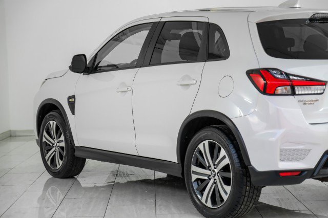 Used 2020 Mitsubishi Outlander Sport ES image 60