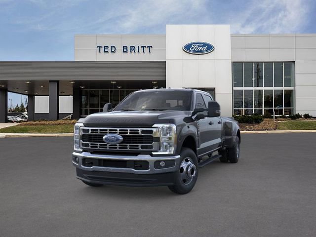 New 2026 Ford F350 XLT image 3