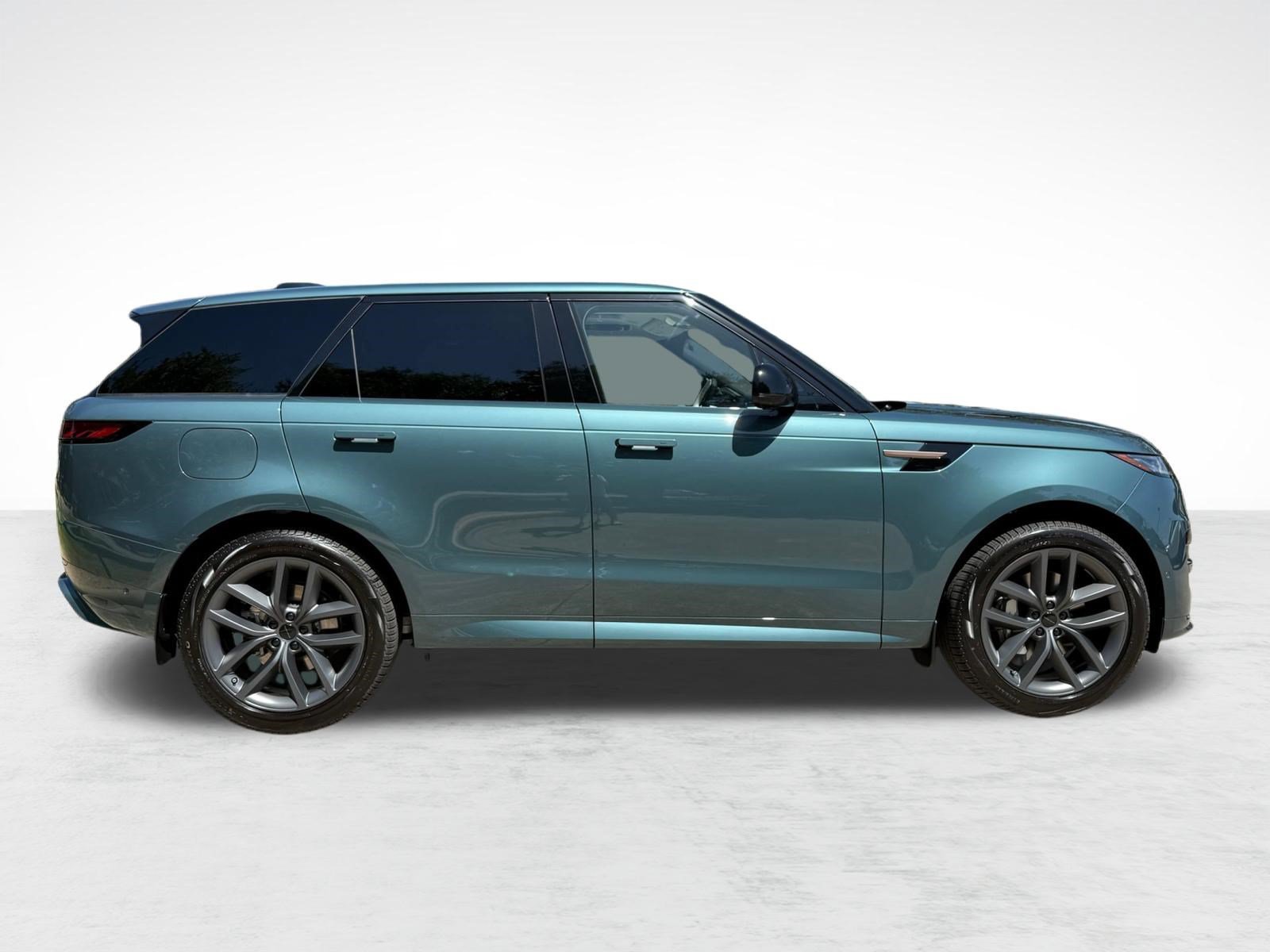 New 2026 Land Rover Range Rover Sport Dynamic SE AWD/4WD image 7