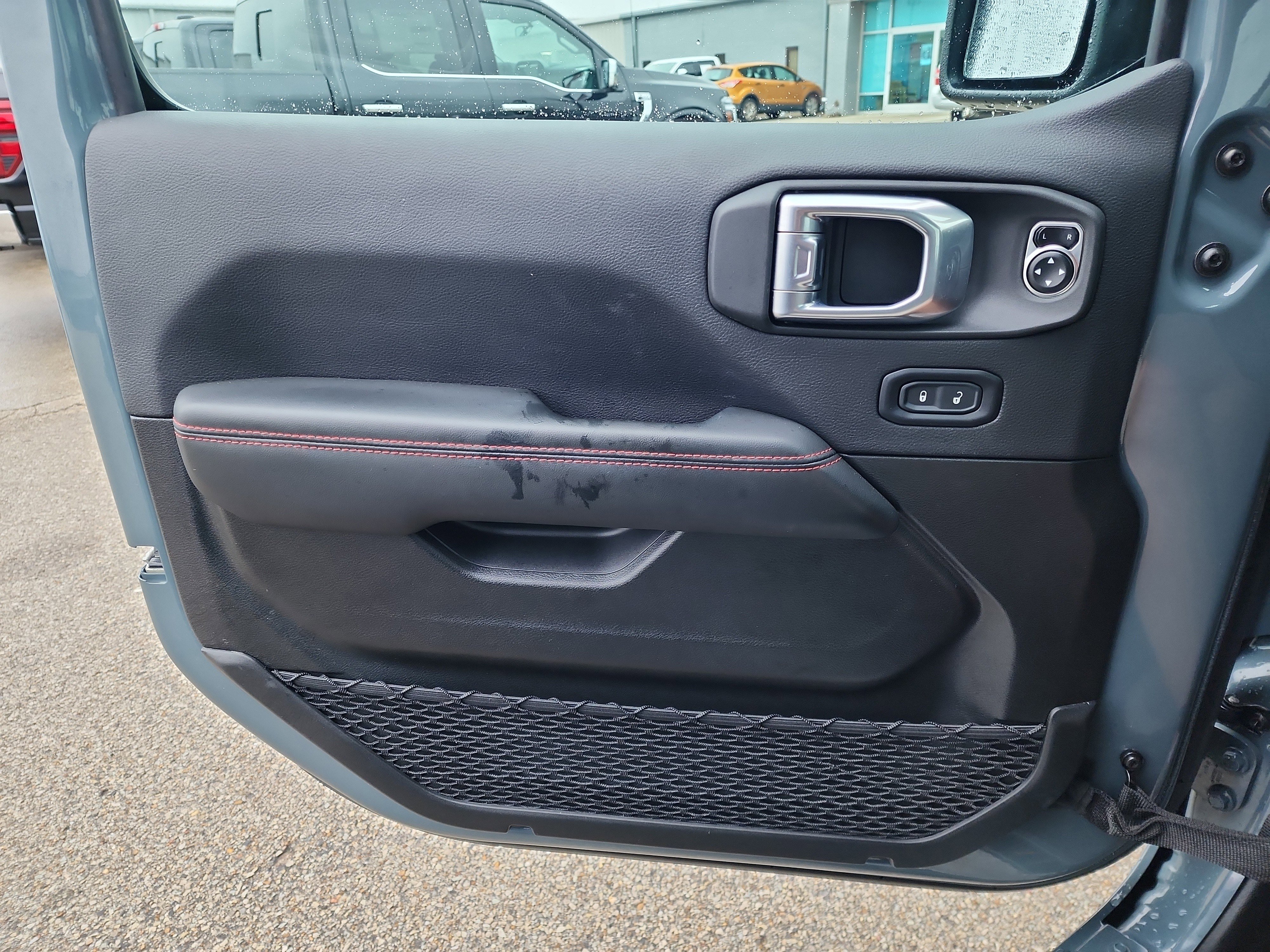 Used 2024 Jeep Gladiator Rubicon image 18