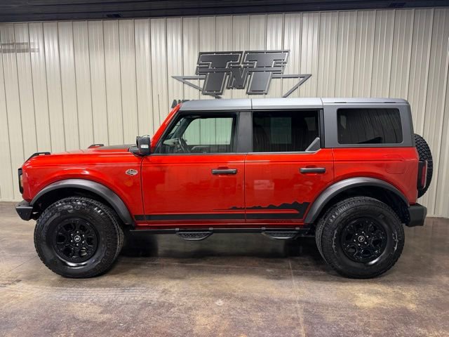 Used 2024 Ford Bronco Wildtrak image 3