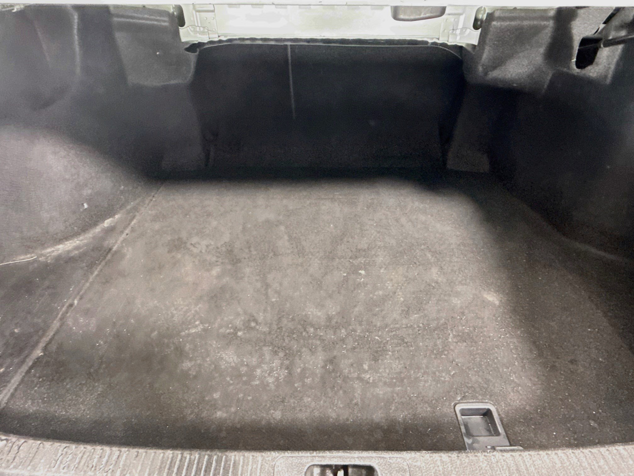 Used 2021 Toyota Camry SE FWD image 34
