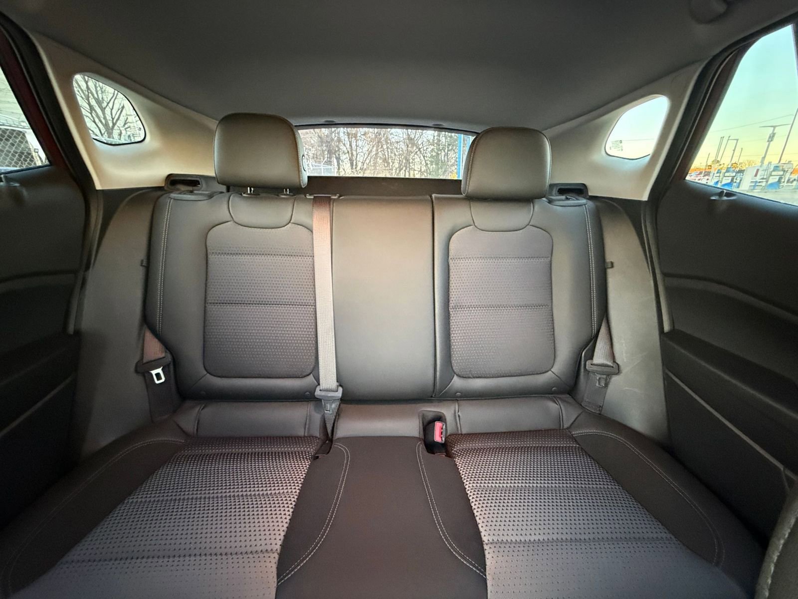 Used 2025 Chevrolet Trax LT image 36