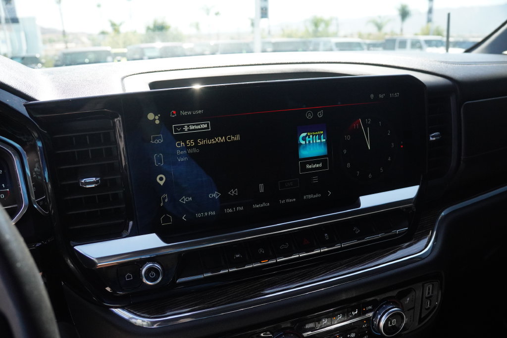 Used 2023 GMC Sierra 1500 Elevation w/ X31 Off-Road Package AWD/4WD image 26