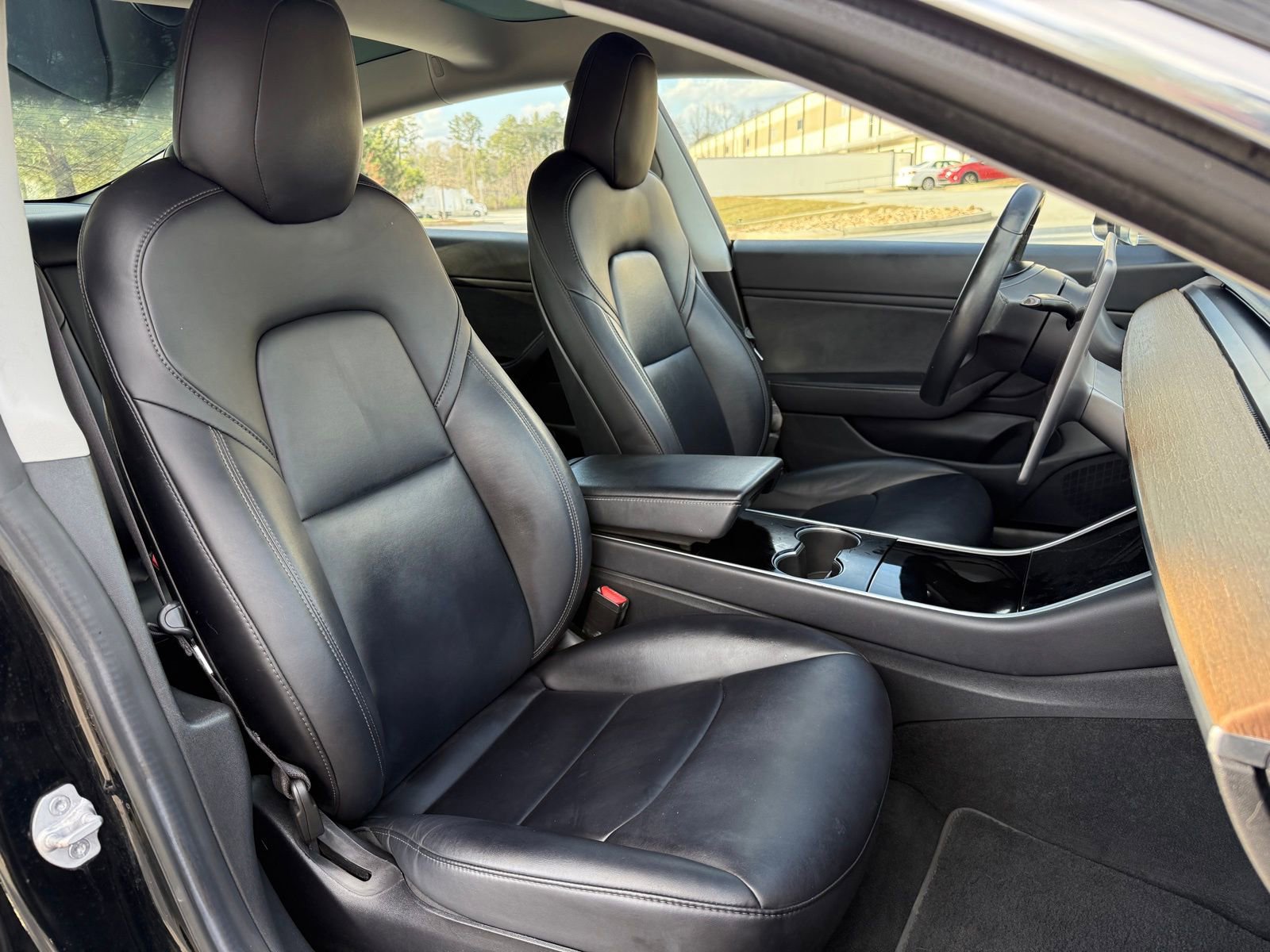 Used 2018 Tesla Model 3 Mid Range image 36