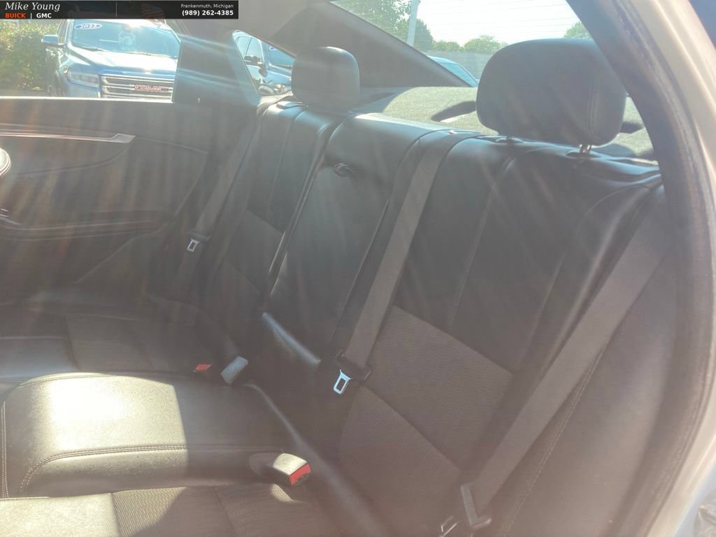 Used 2016 Chevrolet Impala LT FWD image 16