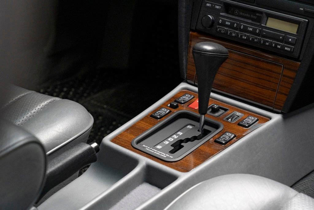 Used 1991 Mercedes-Benz 190 E 2.6 image 33