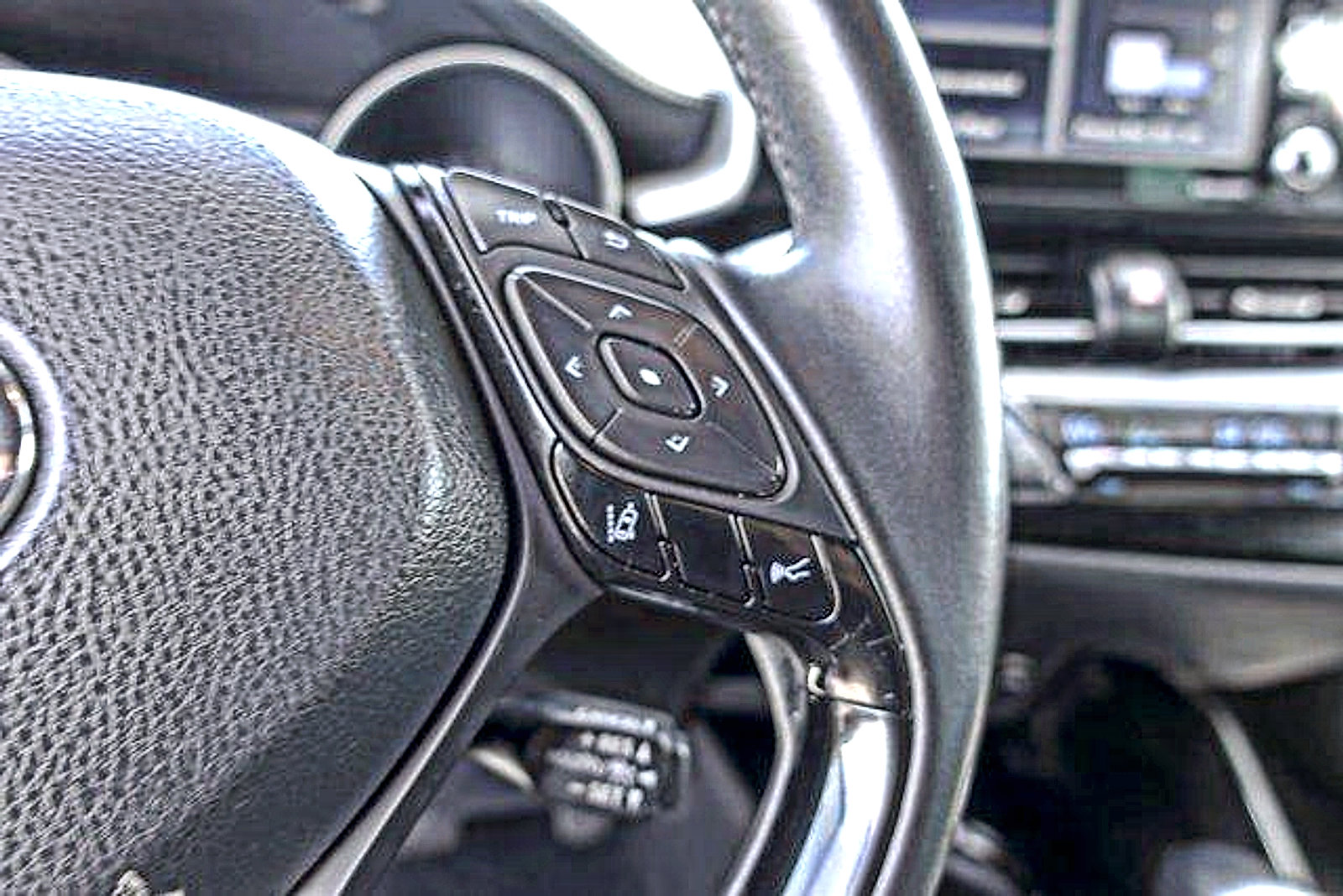 Used 2021 Toyota C-HR Nightshade FWD image 15