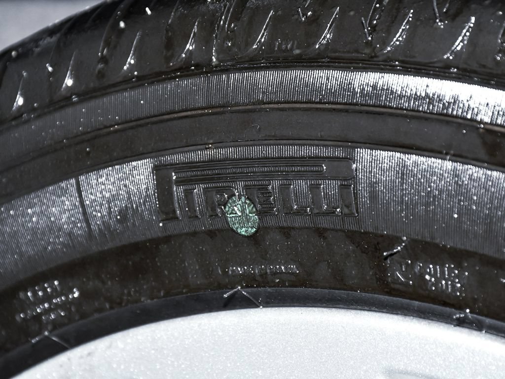 Used 2021 Land Rover Defender 90 X-Dynamic S AWD/4WD image 90