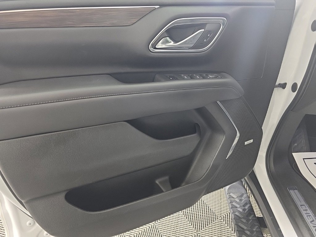 Used 2023 Chevrolet Tahoe Z71 w/ Luxury Package image 12