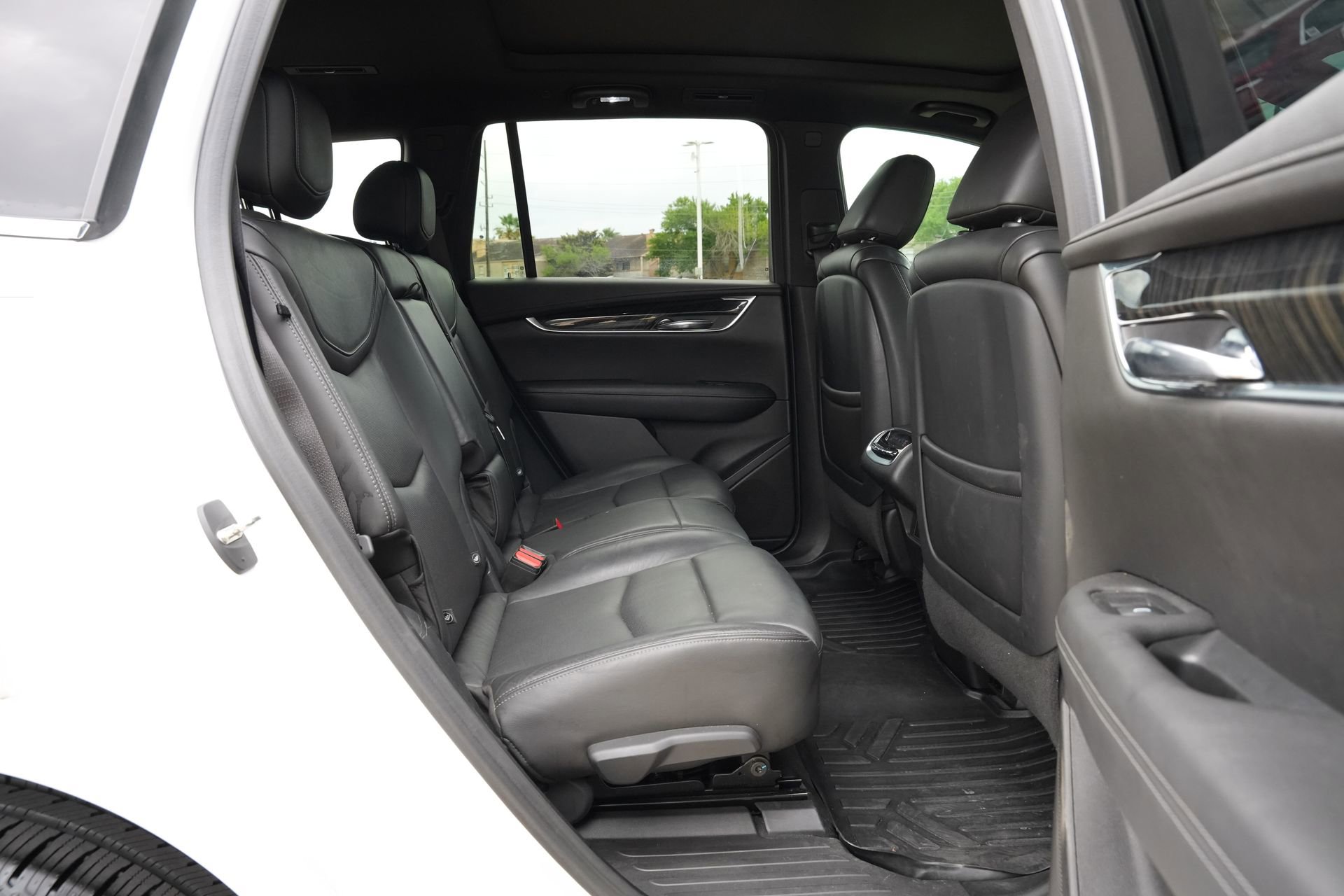 Used 2020 Cadillac XT6 Premium Luxury FWD image 24