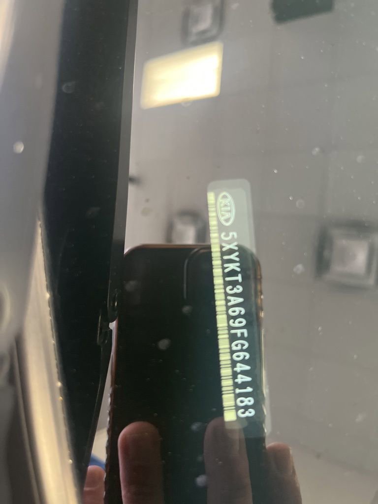 Used 2015 Kia Sorento LX image 2