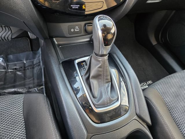 Used 2021 Nissan Rogue Sport SV FWD image 22