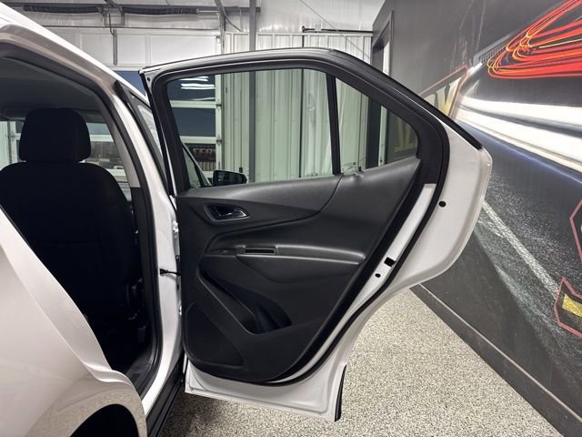 Used 2023 Chevrolet Equinox LT image 22