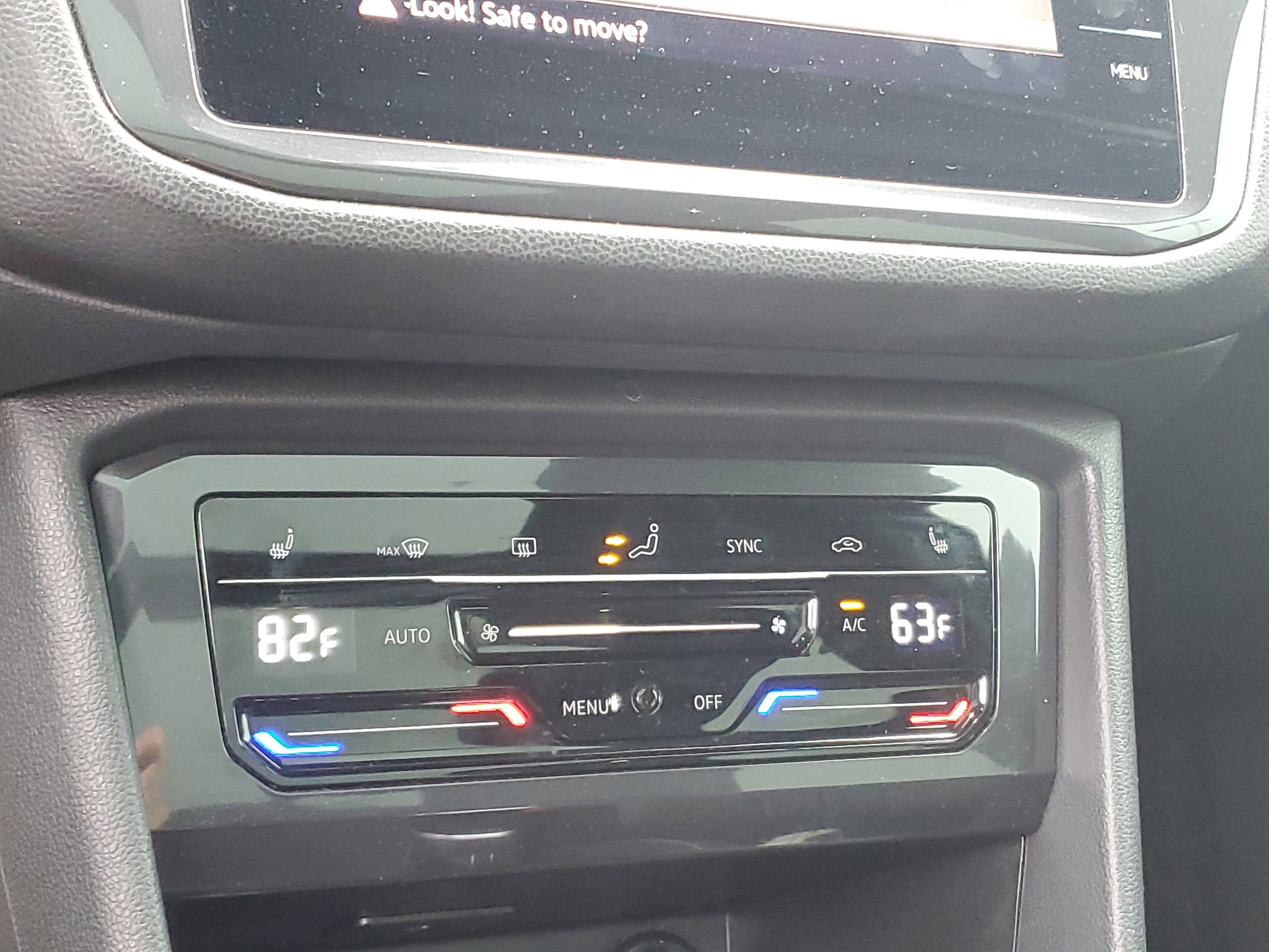 Used 2024 Volkswagen Tiguan SE R-Line image 19