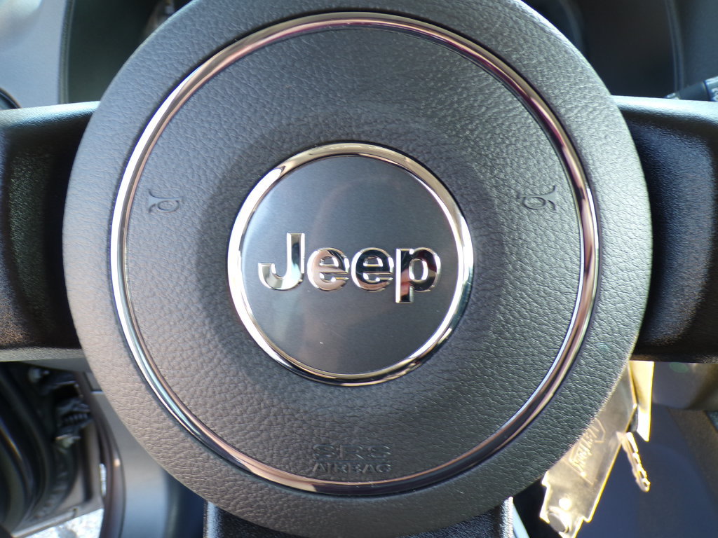 Used 2017 Jeep Patriot Latitude FWD image 30