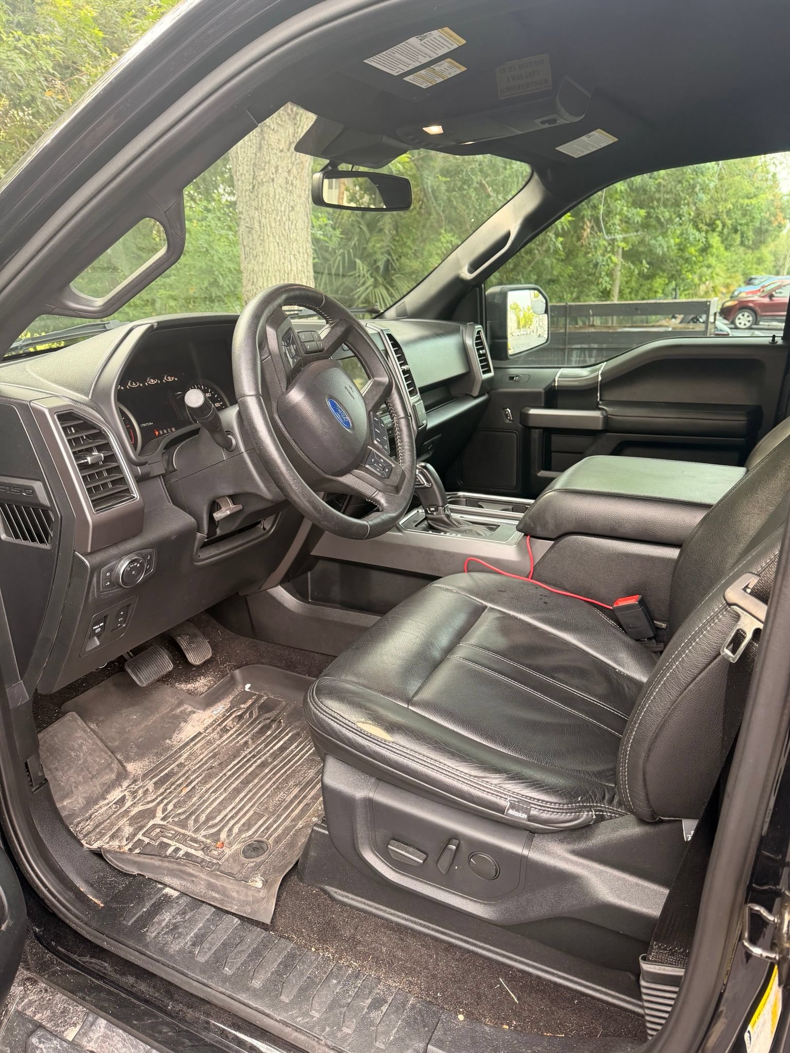 Used 2019 Ford F150 XLT w/ Equipment Group 302A Luxury AWD/4WD image 8
