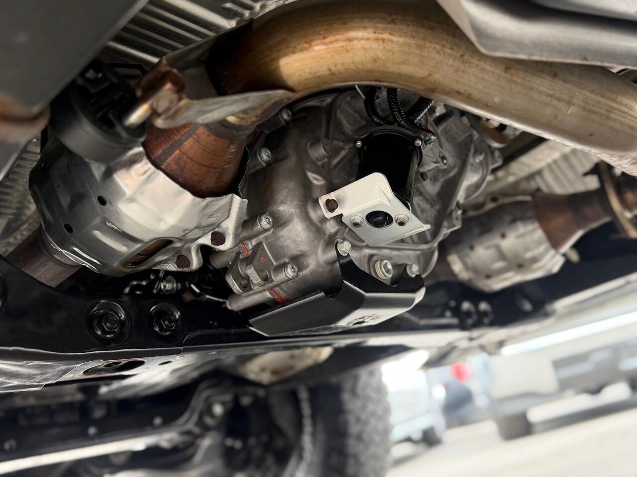 Used 2017 Toyota Tundra Limited w/ Limited Premium Package AWD/4WD image 78