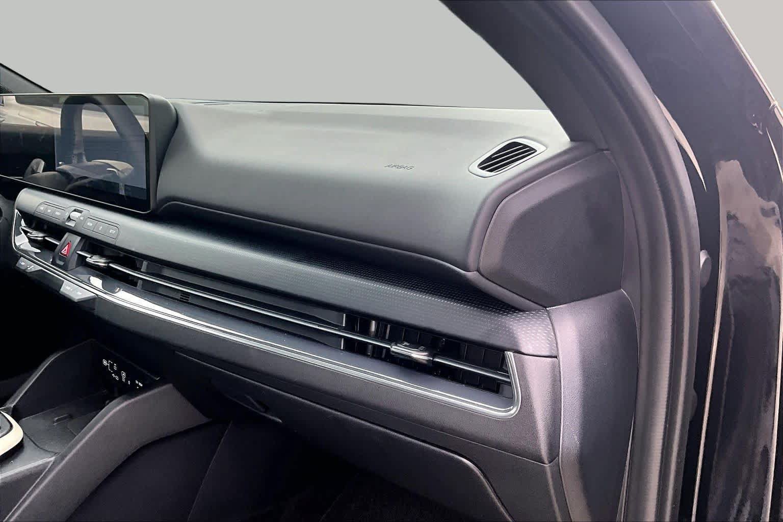 Used 2025 Kia K4 EX w/ GT-Line Sunroof Package FWD image 35