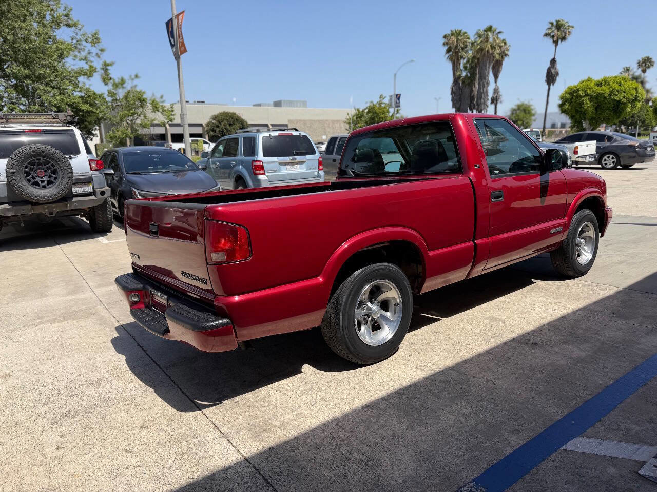 Used 1999 Chevrolet S10 Pickup LS w/ Preferred Equipment Group RWD image 11