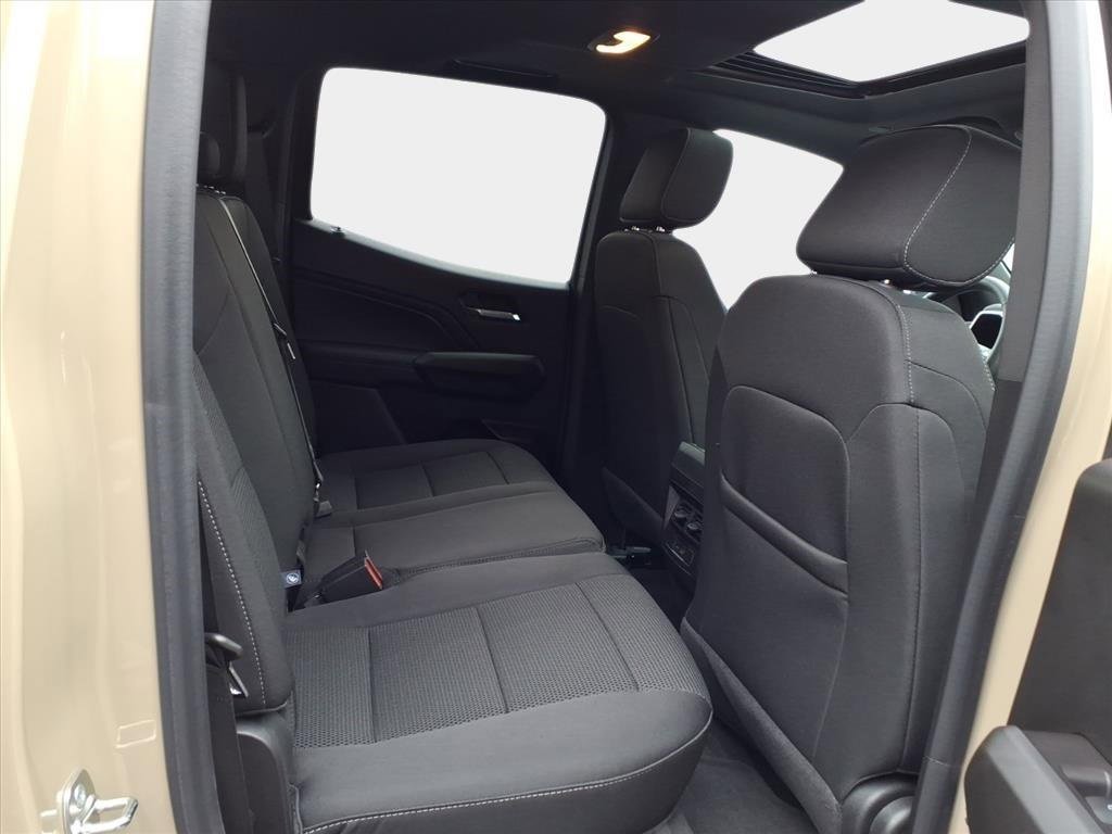 Used 2024 GMC Canyon Elevation w/ Convenience Package image 16