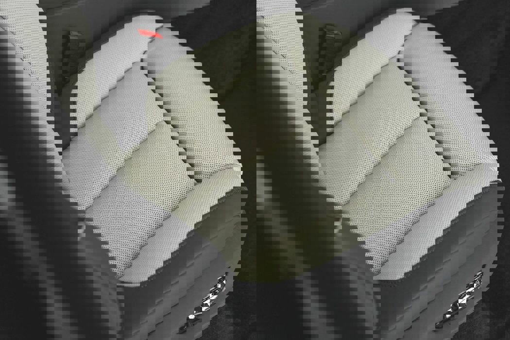 New 2025 Rolls-Royce Cullinan Black Badge image 33