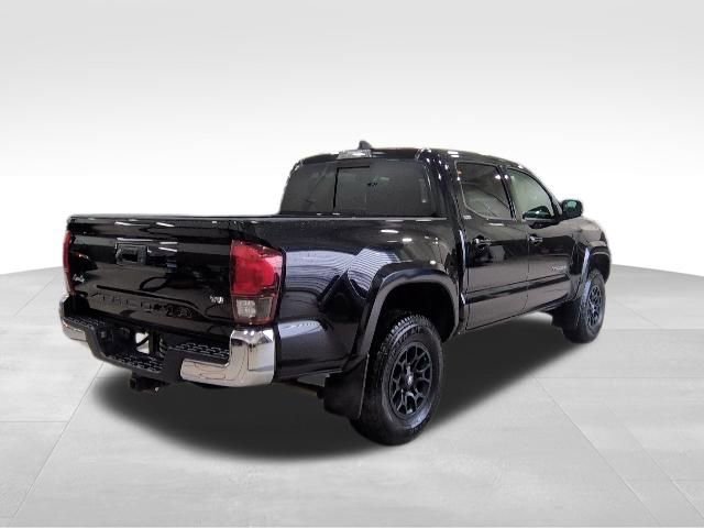 Used 2021 Toyota Tacoma SR5 AWD/4WD image 21