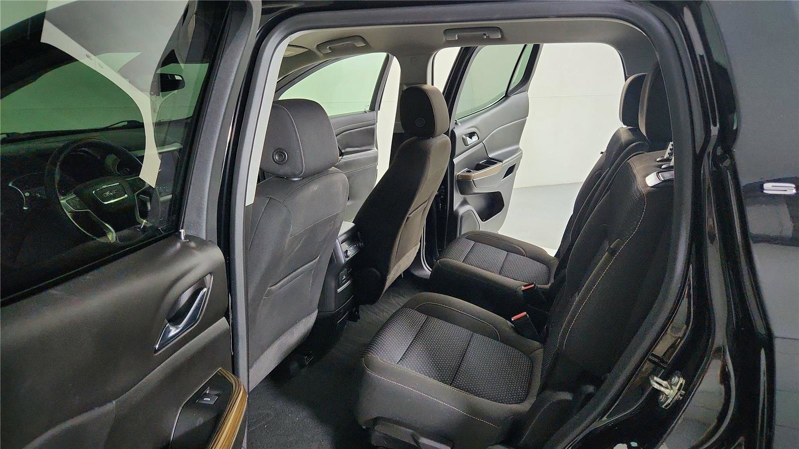 Used 2023 GMC Acadia SLE w/ Driver Convenience Package image 22