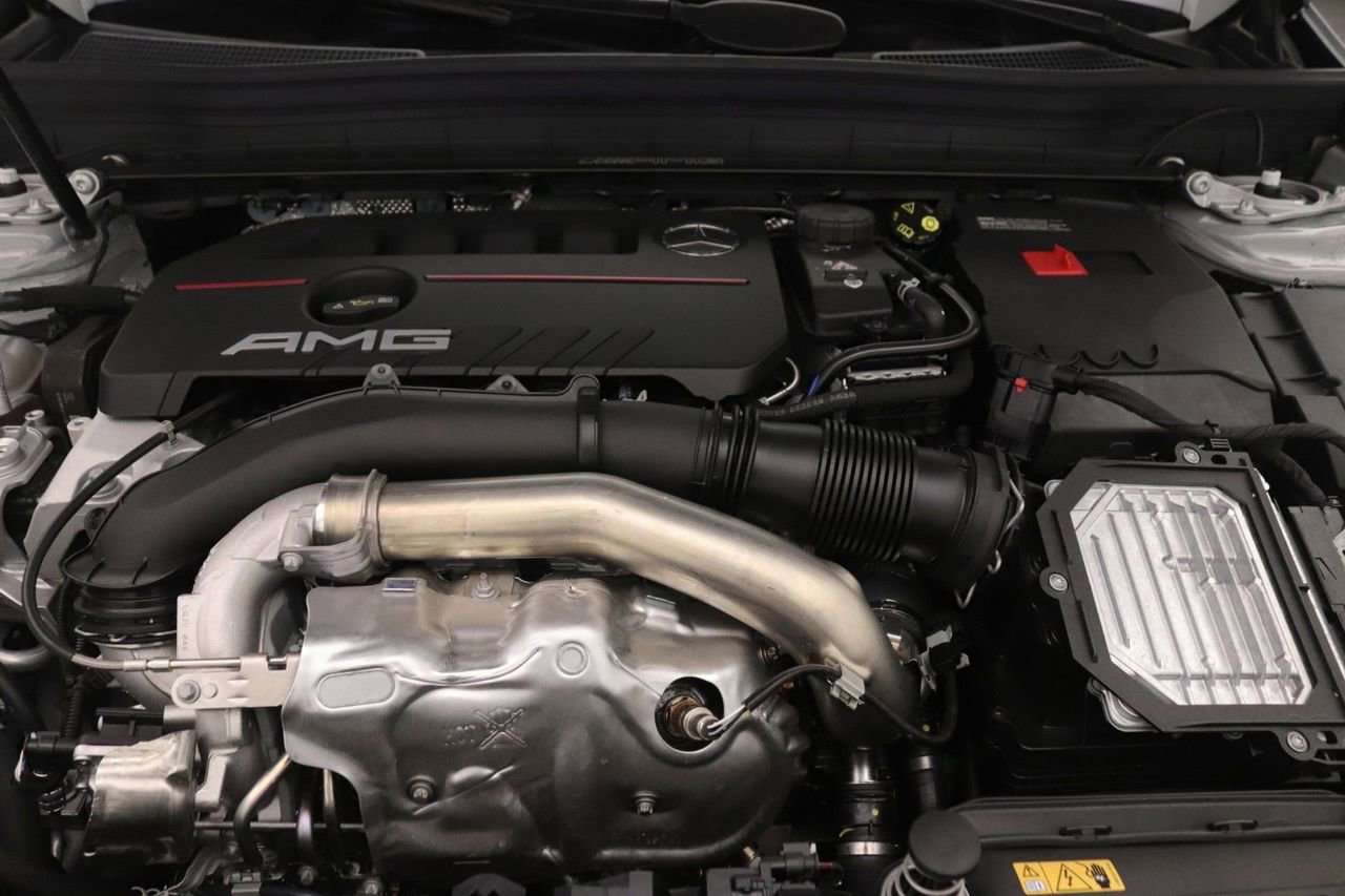 New 2026 Mercedes-Benz GLB 35 AMG 4MATIC image 11