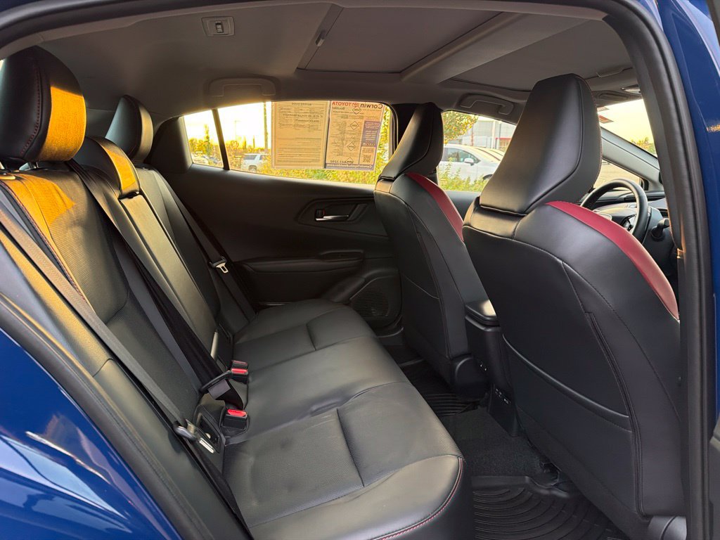 Used 2024 Toyota Prius Prime Premium w/ Advanced Technology Package FWD image 15