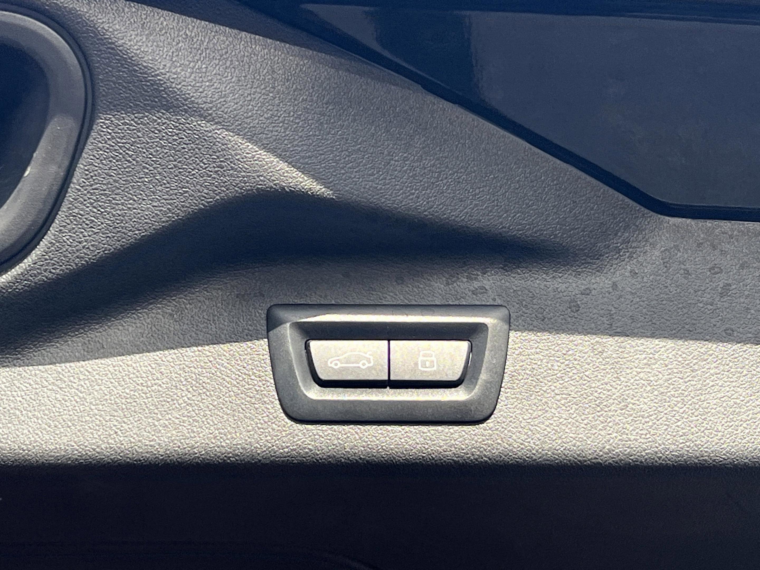 Used 2024 BMW X7 M60i image 10