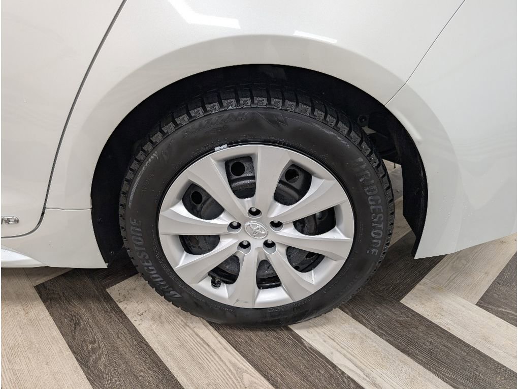 Used 2023 Toyota Corolla LE image 20