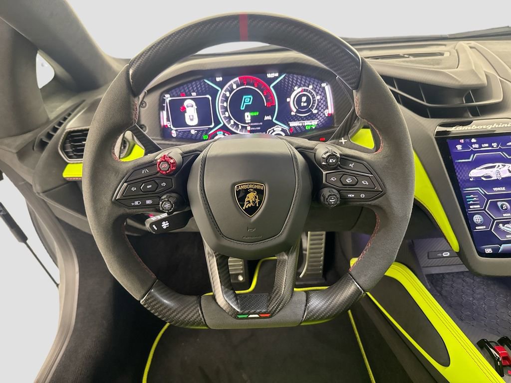 Used 2026 Lamborghini Revuelto AWD/4WD image 11