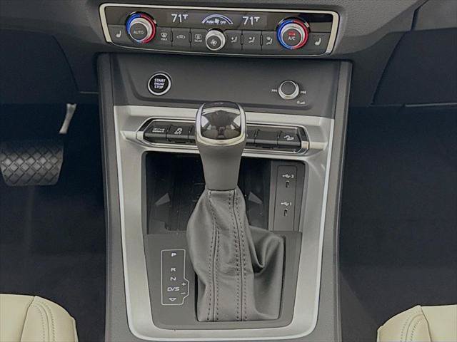 Certified 2025 Audi Q3 2.0T Premium AWD/4WD image 13