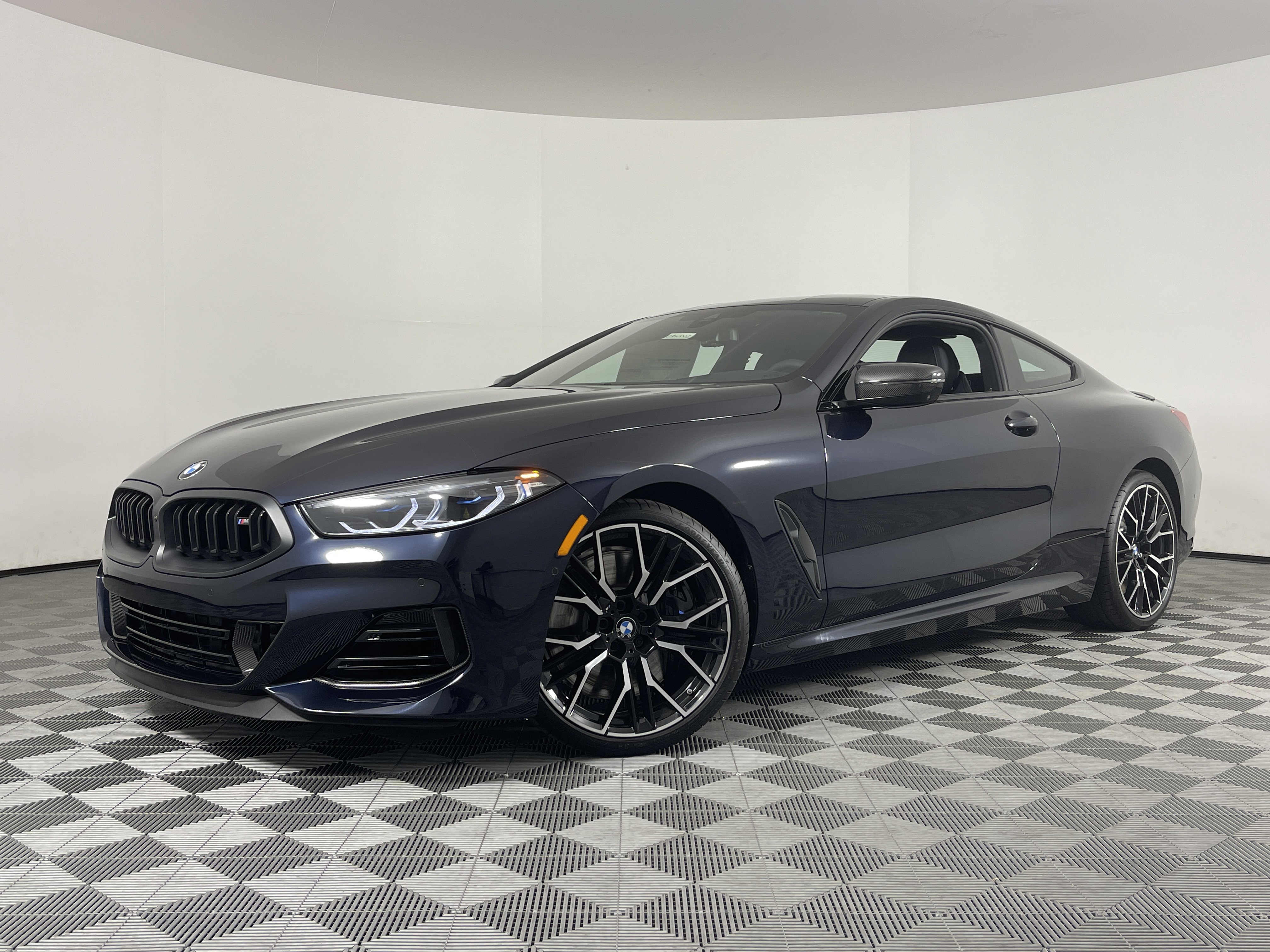 New 2026 BMW M850i xDrive Coupe w/ M Carbon Exterior Package image 2