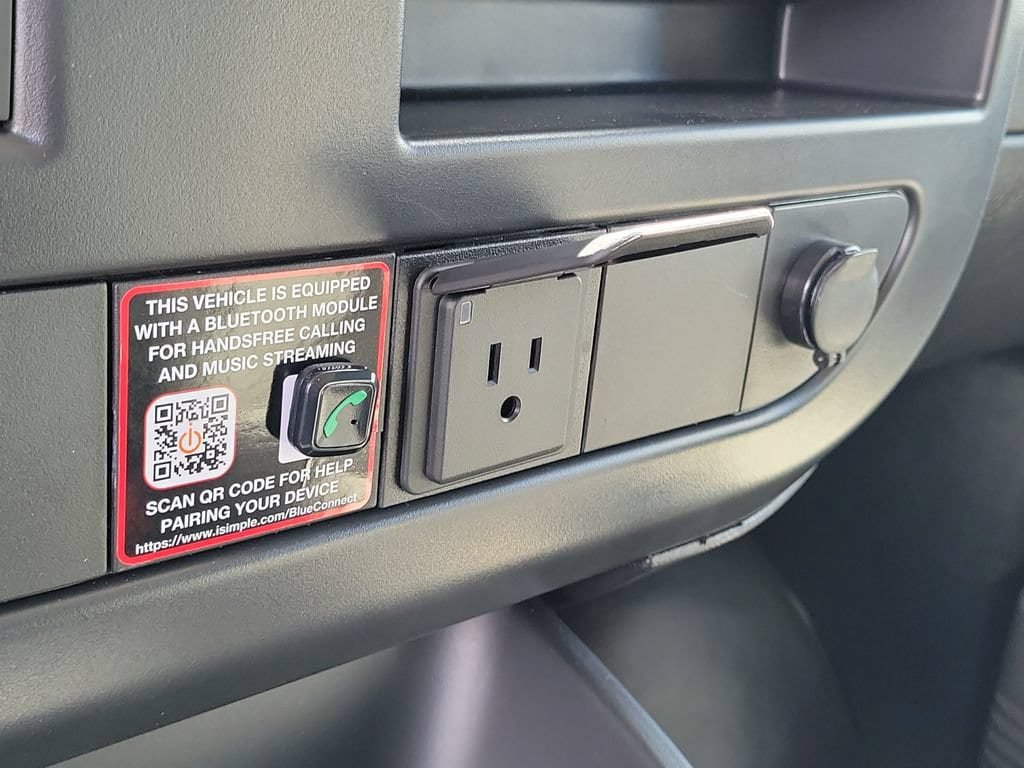New 2026 Chevrolet Express 2500 w/ Communications Package RWD image 8