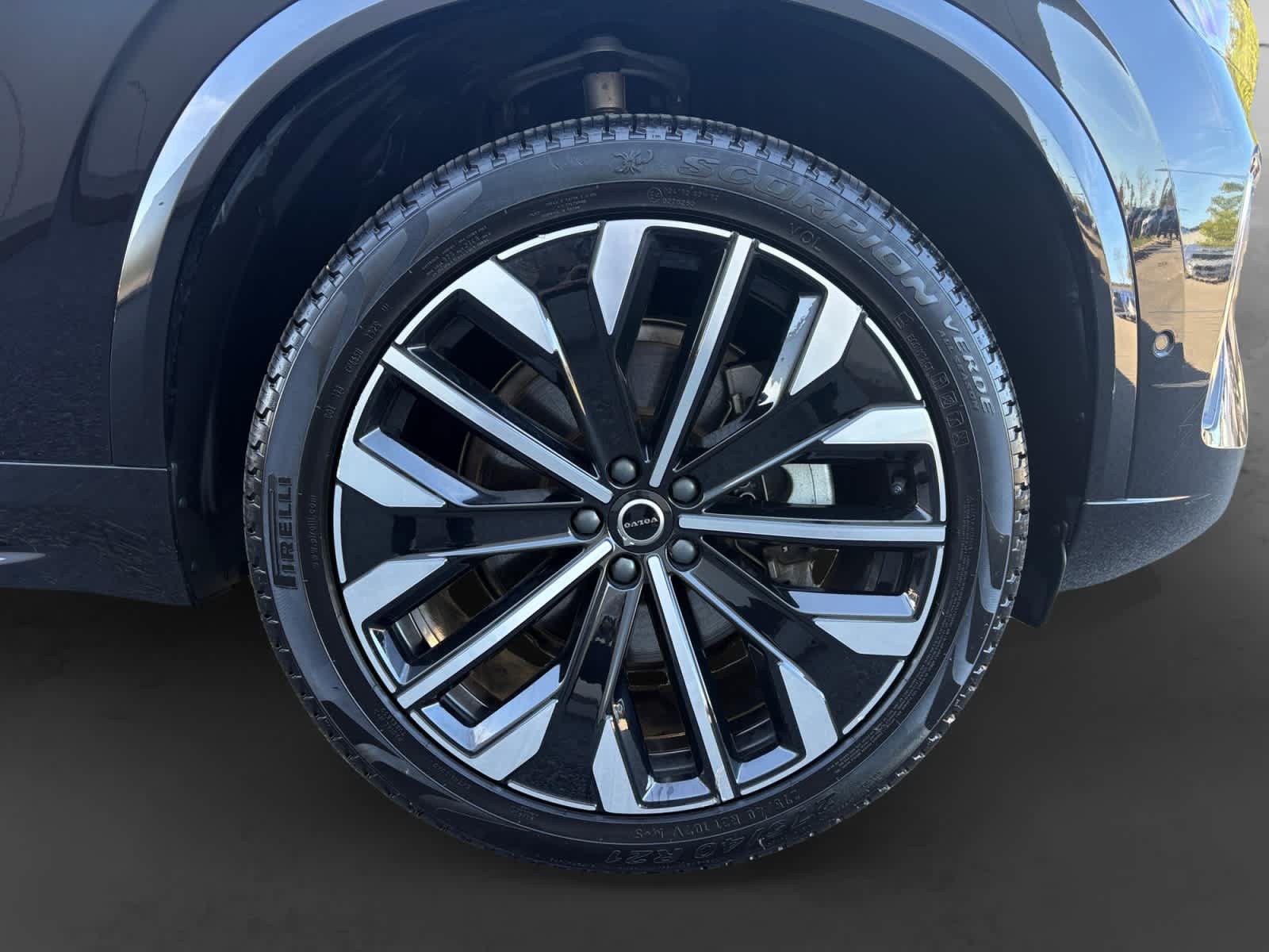 Used 2026 Volvo XC90 B6 Plus AWD/4WD image 9