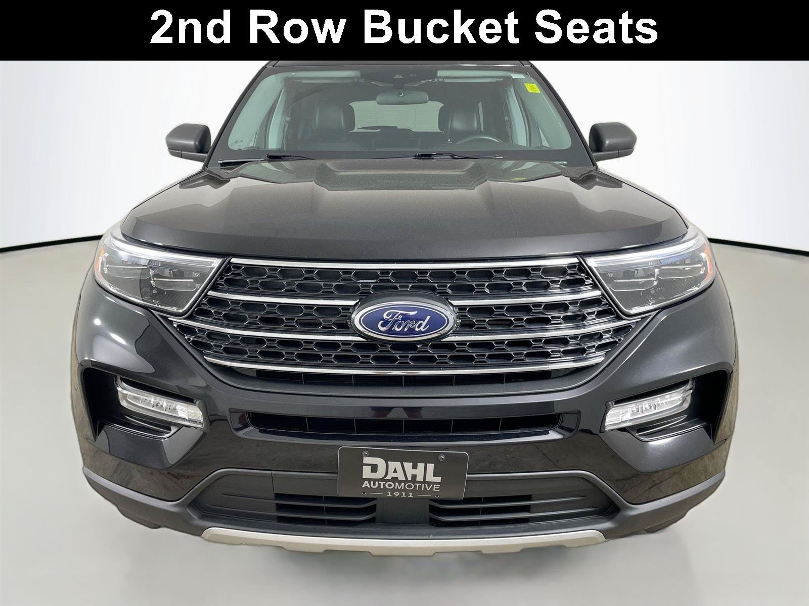Used 2024 Ford Explorer XLT w/ Equipment Group 202A AWD/4WD image 3