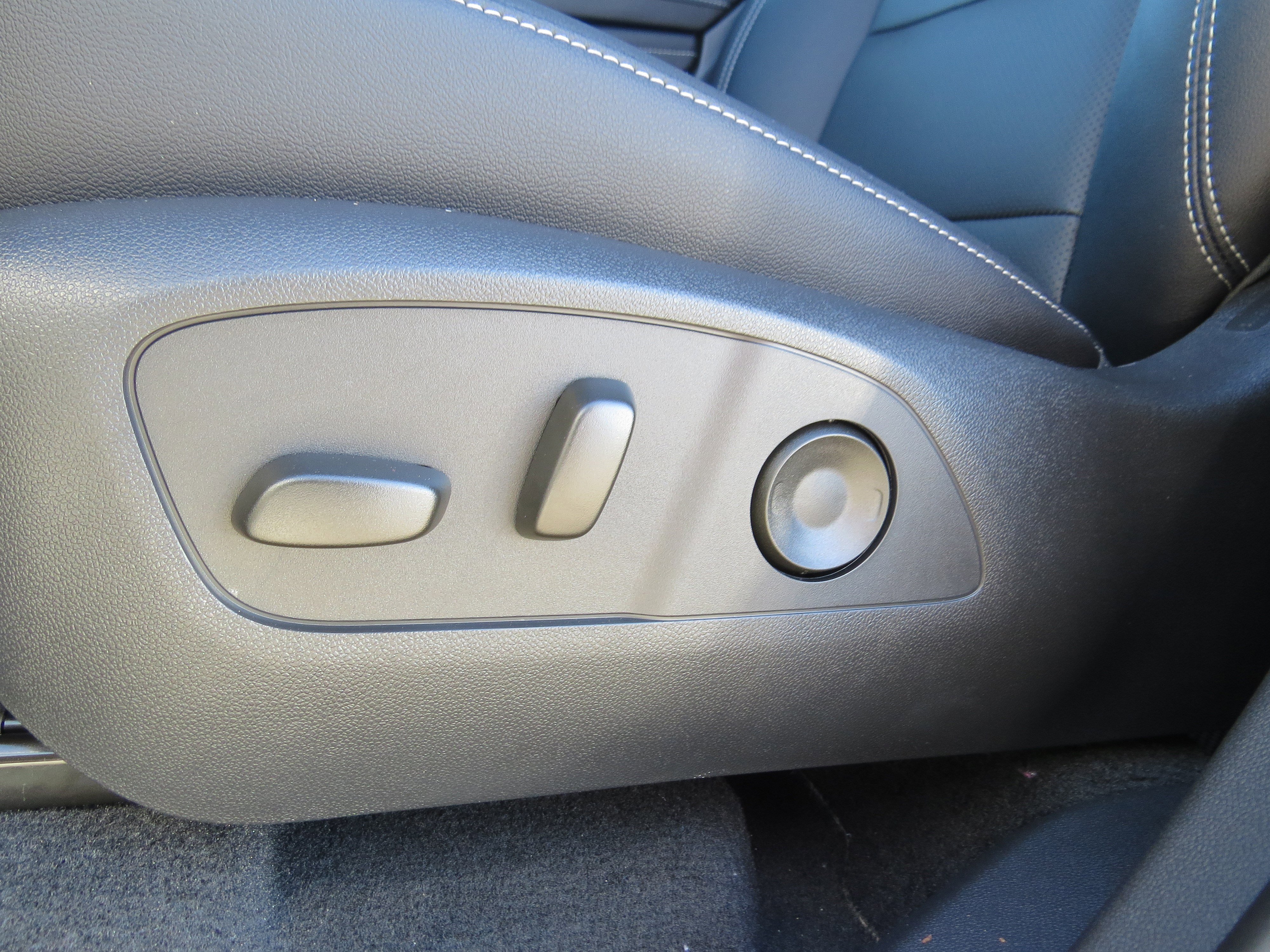 New 2026 Chevrolet Traverse LT image 20