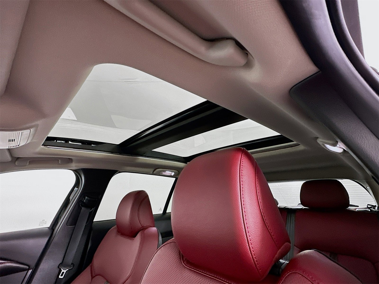 Certified 2025 MAZDA CX-50 2.5 Hybrid w/ Premium Plus Pkg image 23