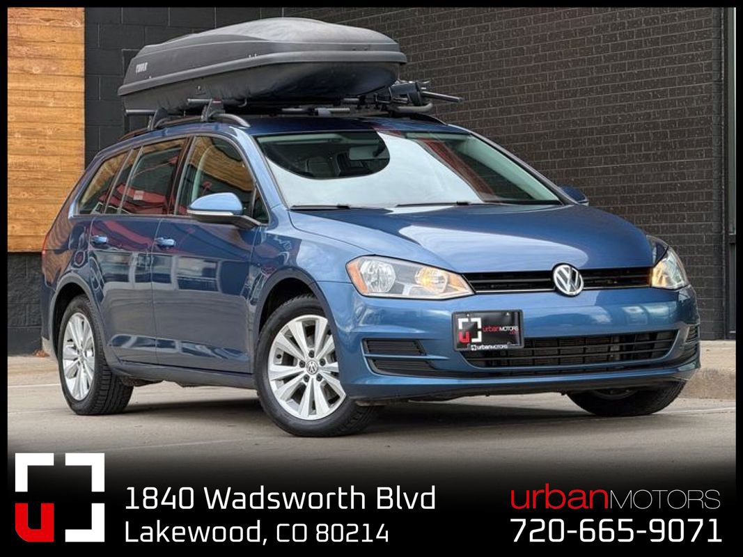 Used 2017 Volkswagen Golf S AWD/4WD image 1